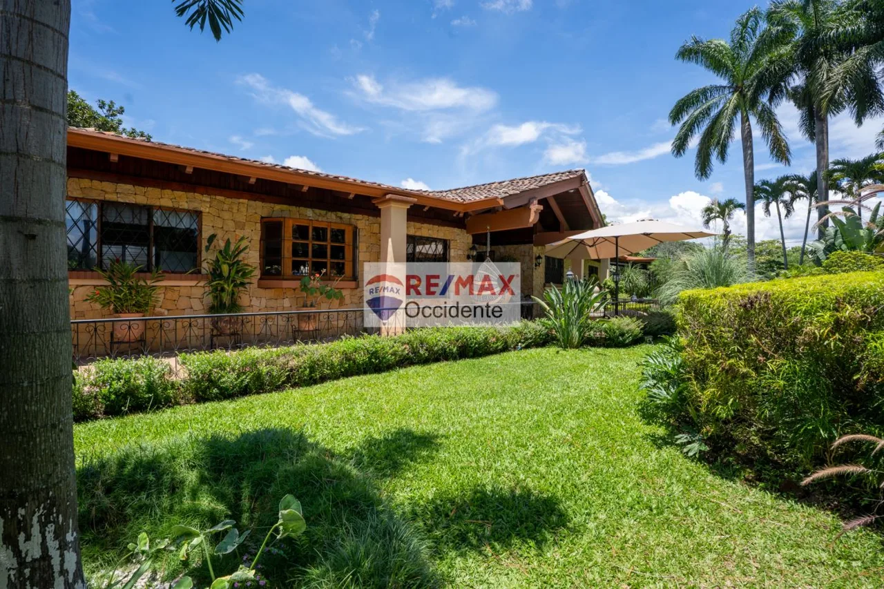 Tropical Paradise House For Sale La Garita, Alajuela – $860,000