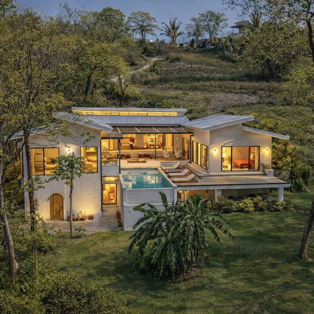 Casa Luna – Ocean View Luxury Estate on 3 Parcels in Sámara, Costa Rica