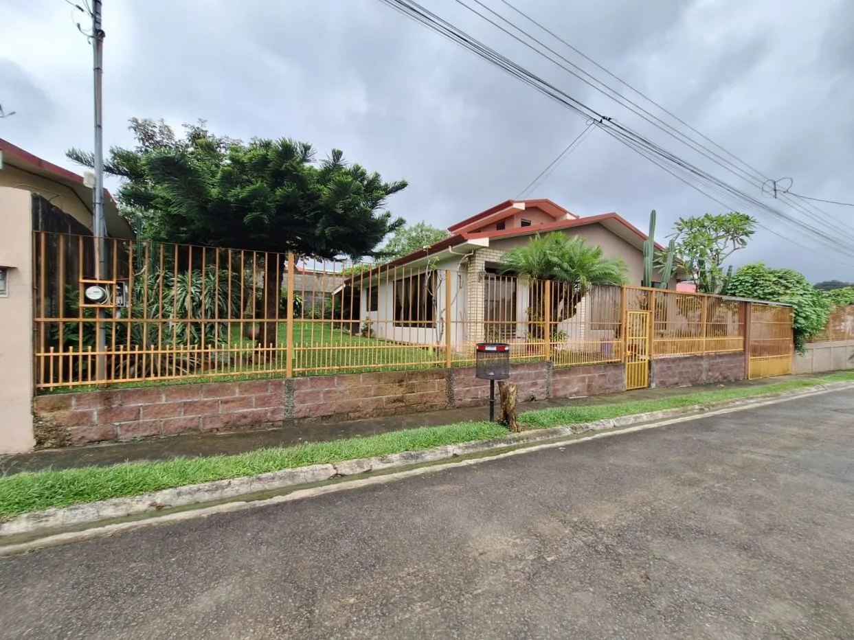 House for sale, Grecia Costa Rica