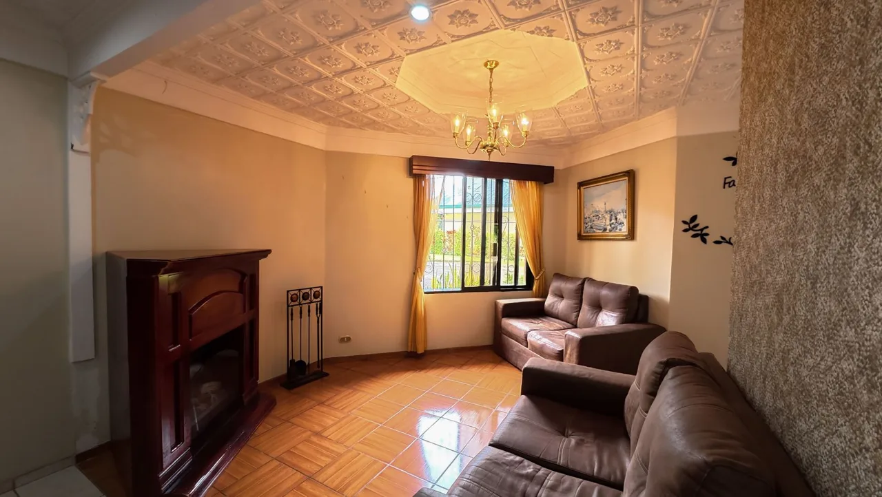 Elegant and classic home for sale in Downtown Perez Zeledon — photo 4