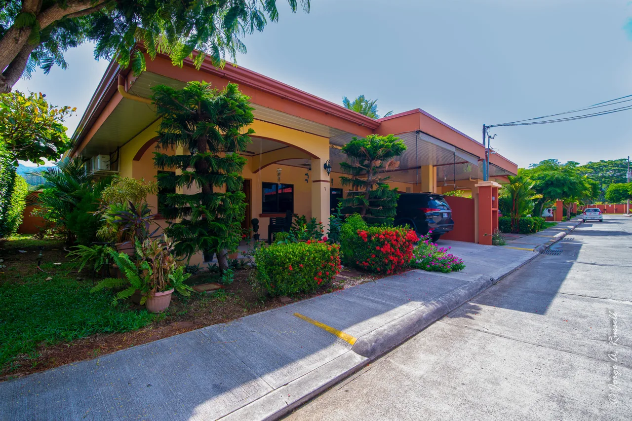 Jaco Beach Gated 3-Bedroom House