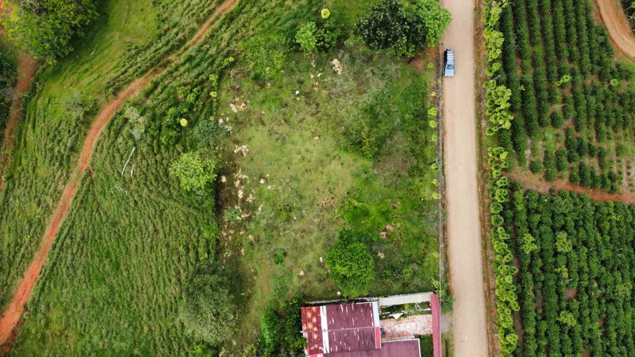 For Sale - 1752 M² Lot In Santa Elena, Secure Area With High Value Growth — photo 2
