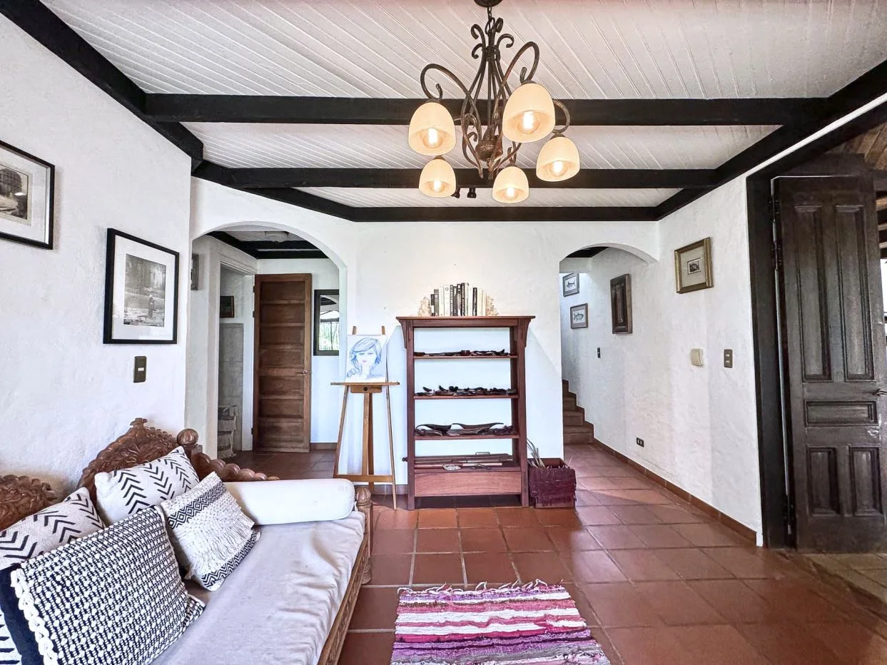 Casa Hidden Paradise | Suburban Living — photo 5