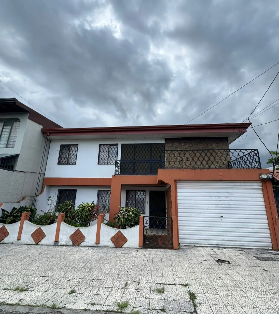 Excellent Commercial Property Near Taco Bell Tibás — photo 3