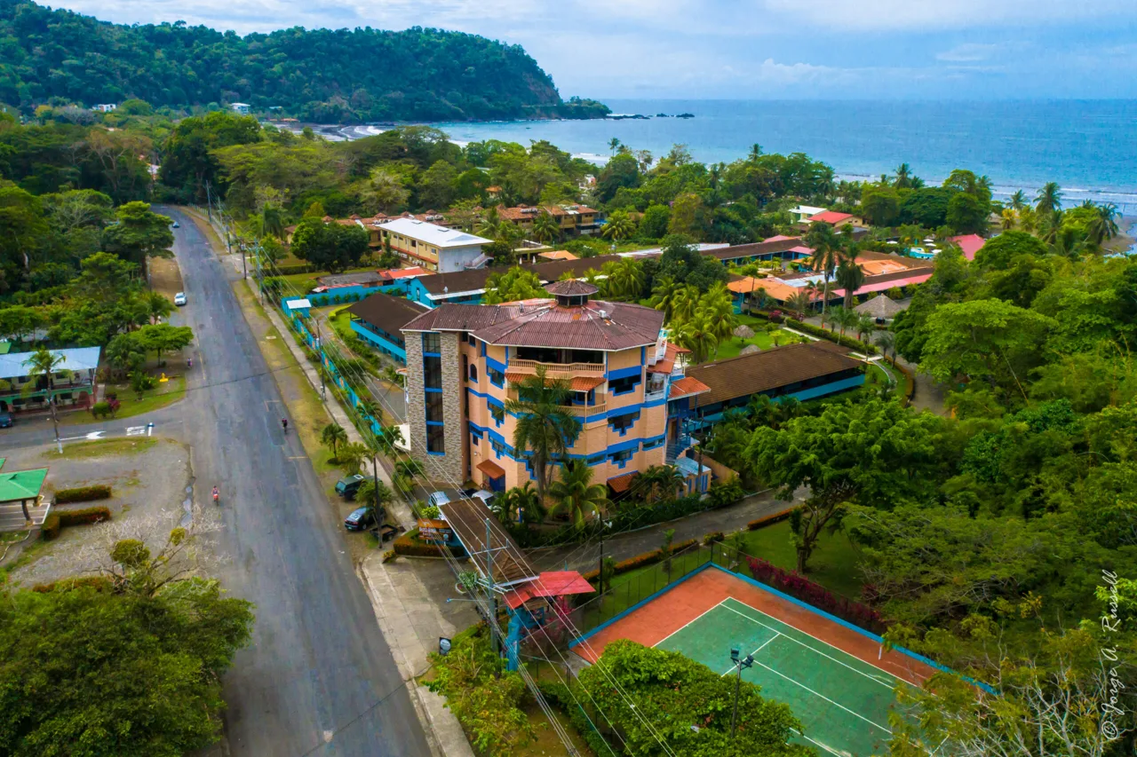 Jaco Beach Building For Sale with Penthouse and 6 Apartments