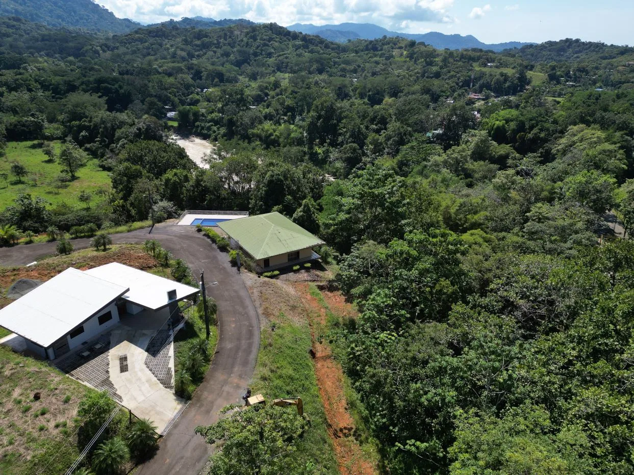 Lot L-54 Gated Community / Londres Manuel Antonio