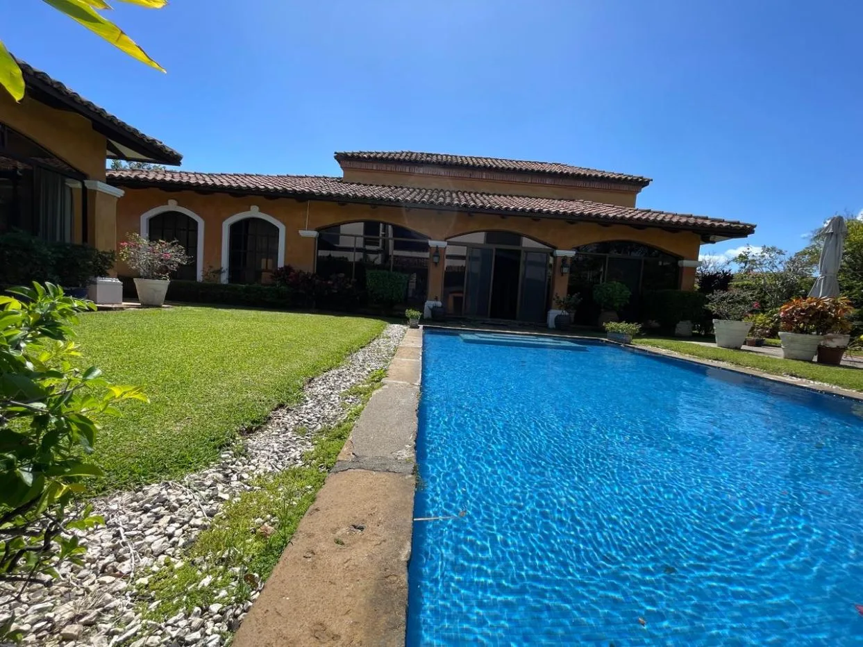HOUSE FOR SALE Spectacular Spanish colonial style in San Rafael Alajuela