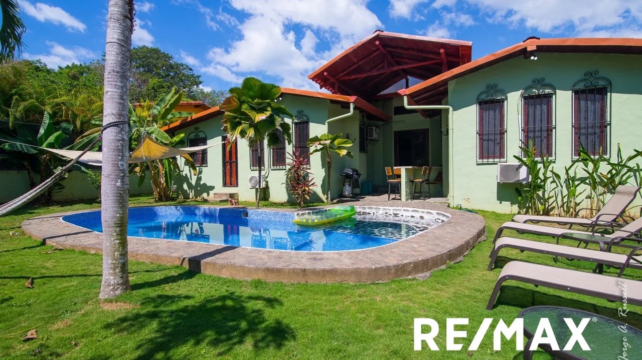3-Bedroom Tropical Retreat | Private Pool | Opera Salvaje
