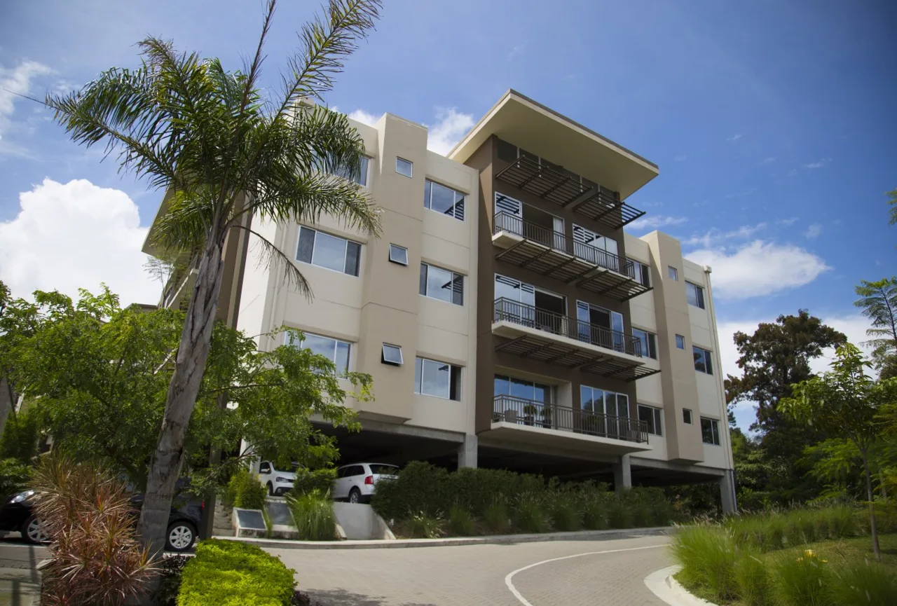 Discounted apartment at Viva Residences