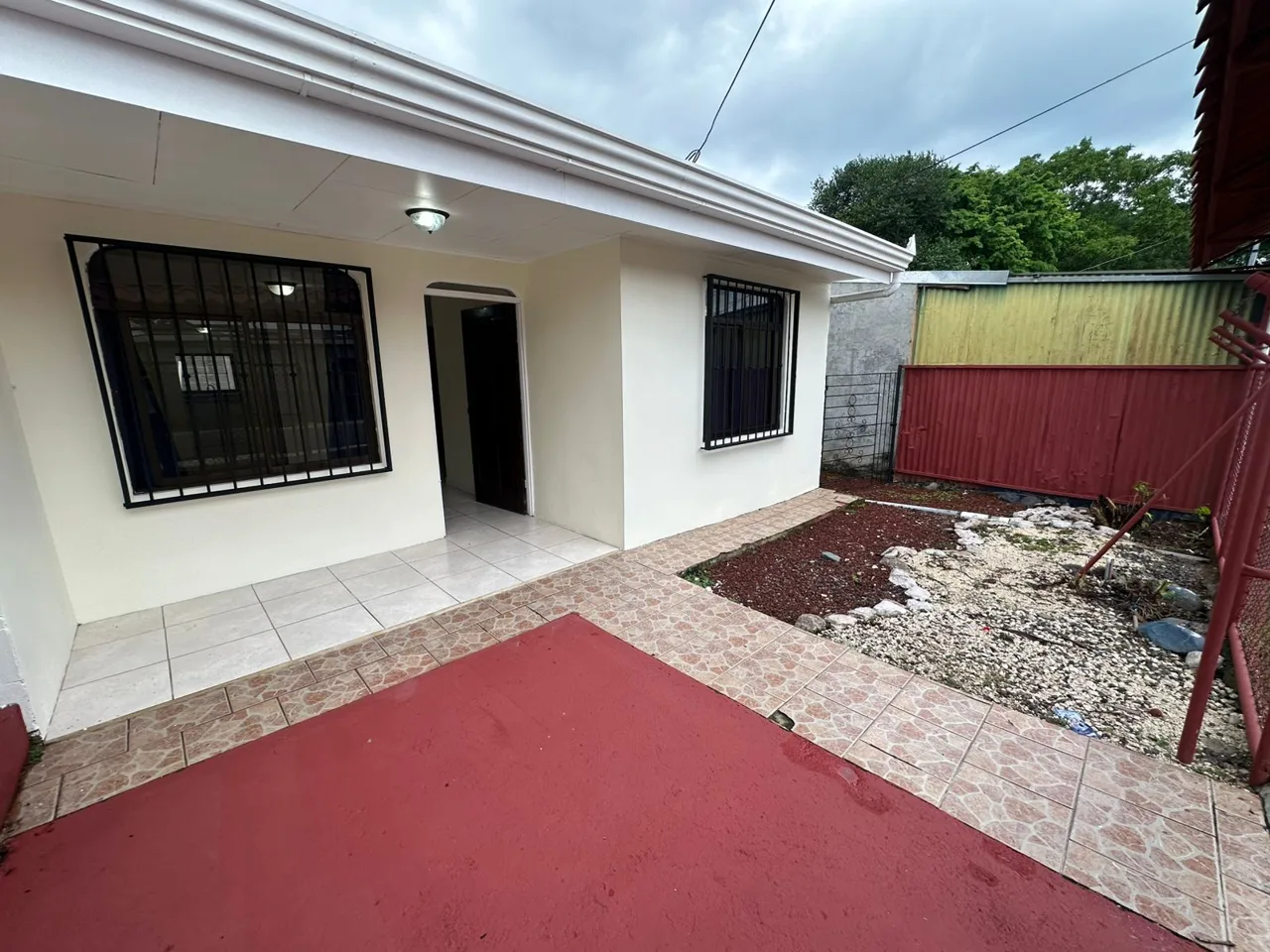 Beautiful Home for Sale in Downtown Orotina – Villa Los Reyes Residential Community
