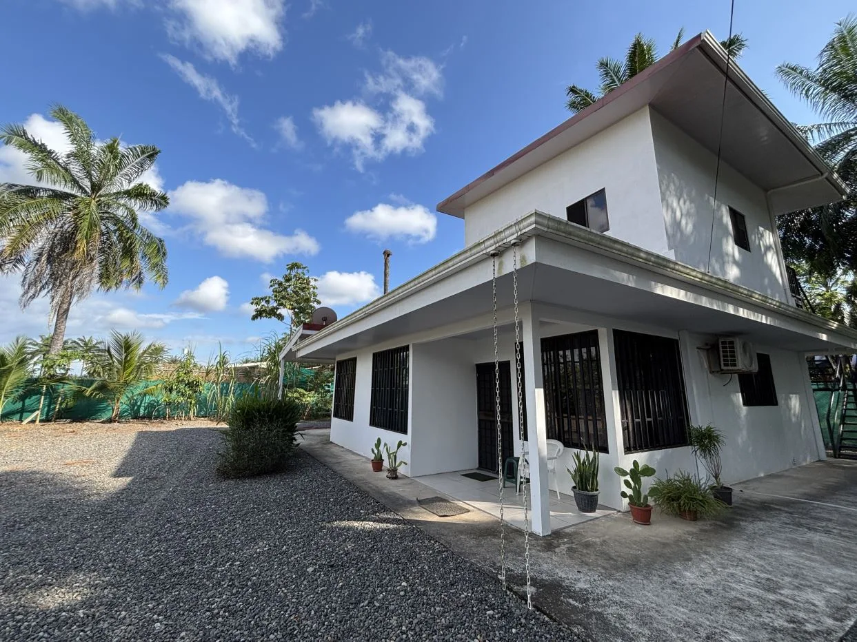Two units with lots of land 5 minute to the beach - live in one, rent the other!