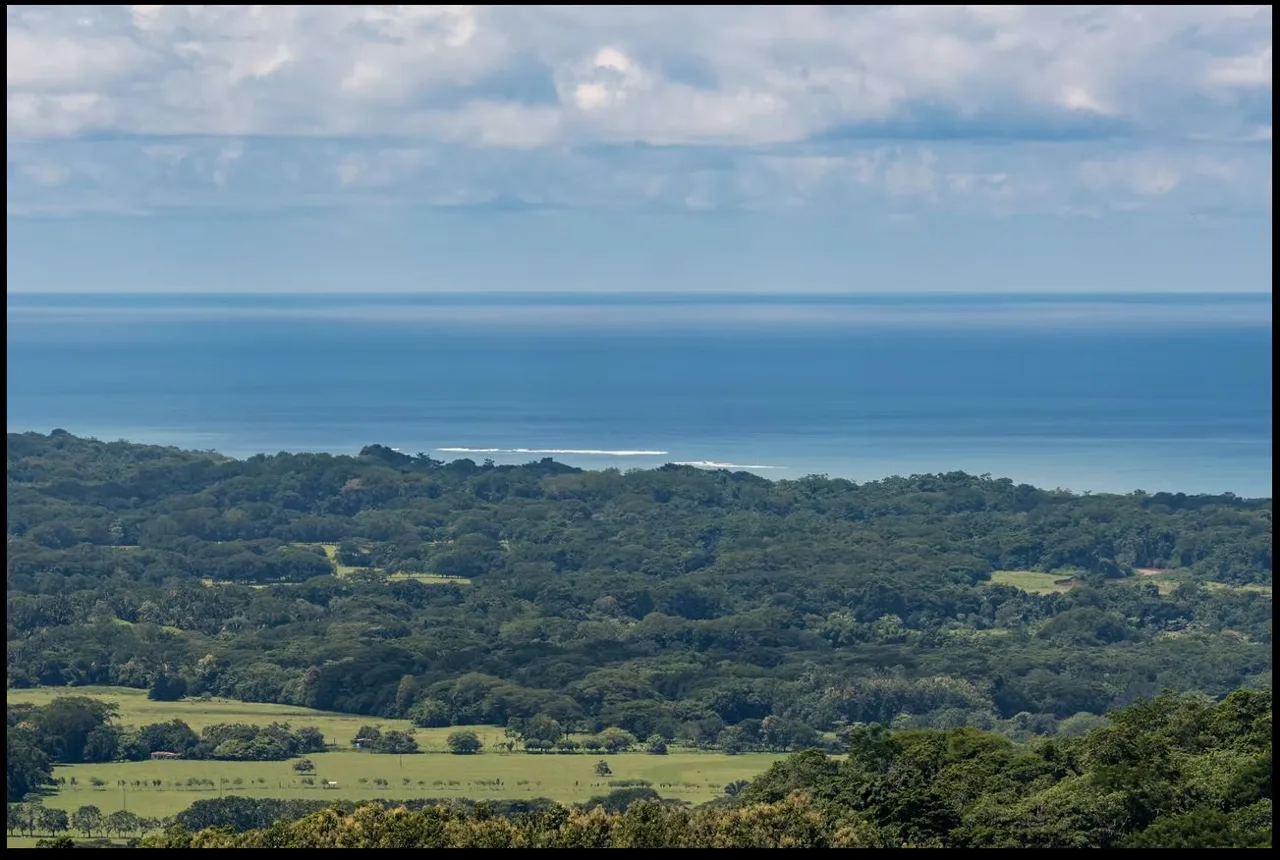 124.4-Hectare Ocean View Property with Springs and Development Potential in El Triunfo, Guanacaste
