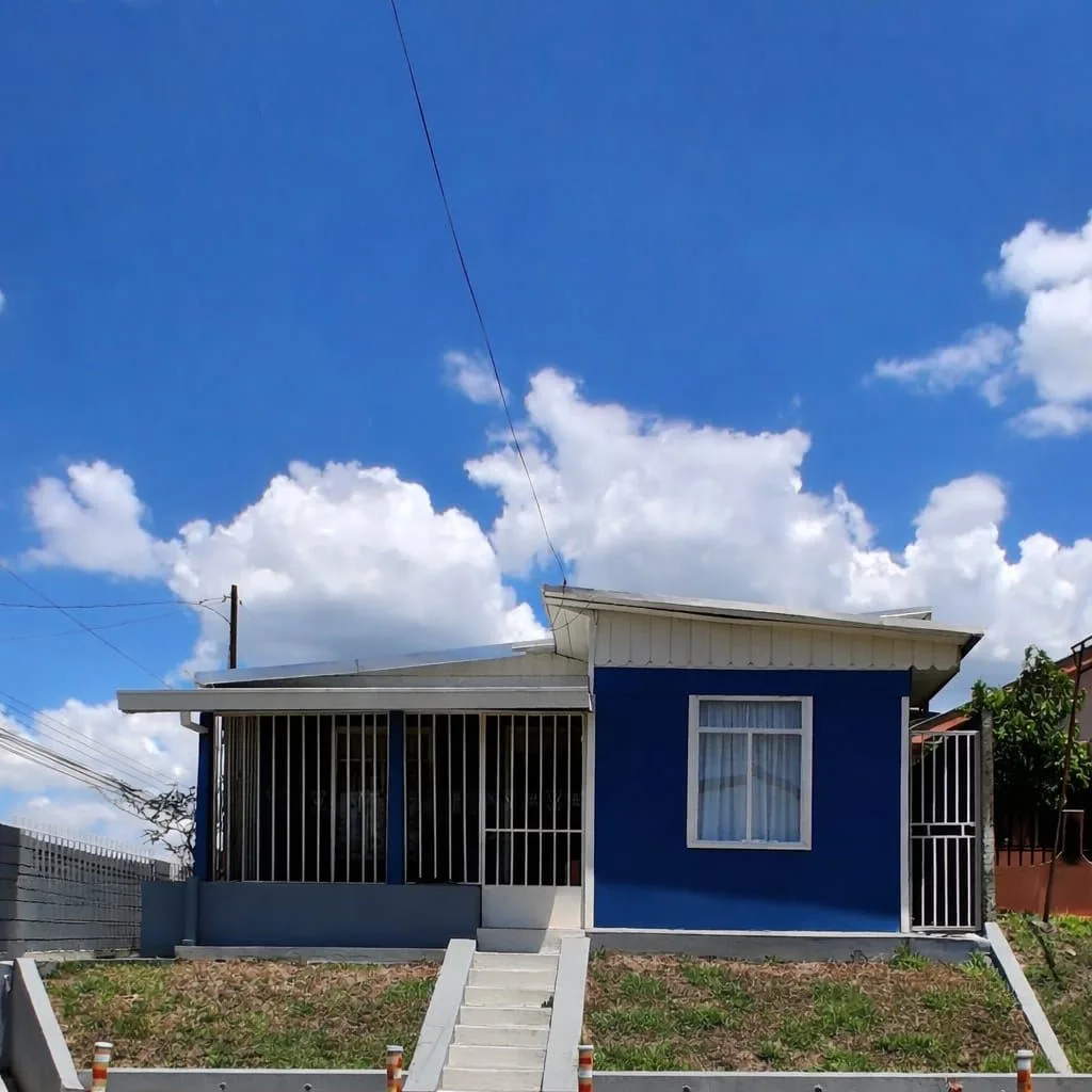 COMMERCIAL &amp; RESIDENTIAL OPPORTUNITY IN DESAMPARADOS, ALAJUELA