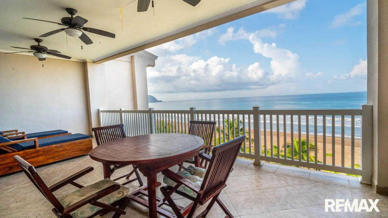 The Palms 7th Floor Oceanfront Condo