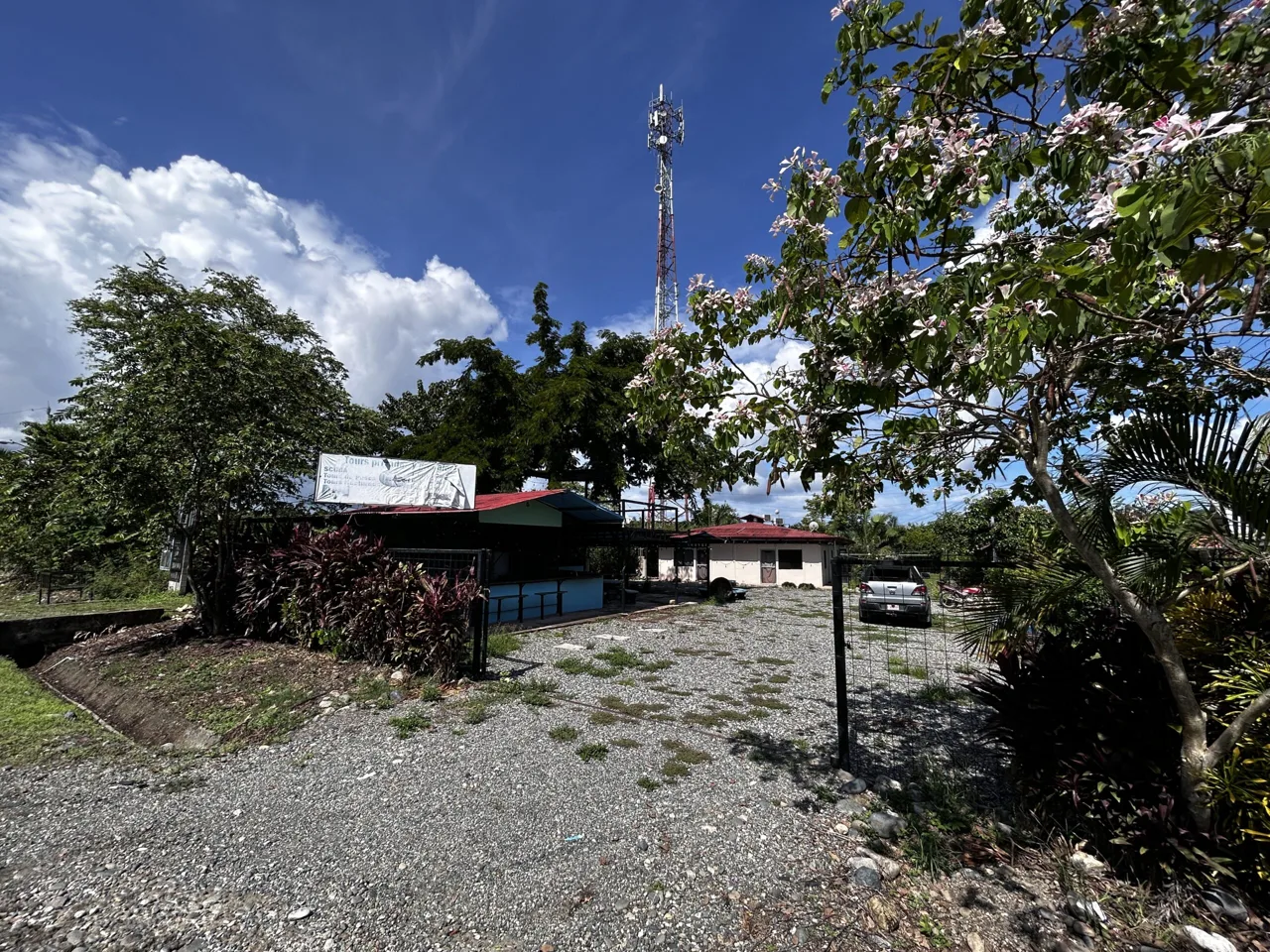 ! Hot Deal in Sierpe! Established Hotel &amp; Bar Near River Tours – Just $150,000 !!