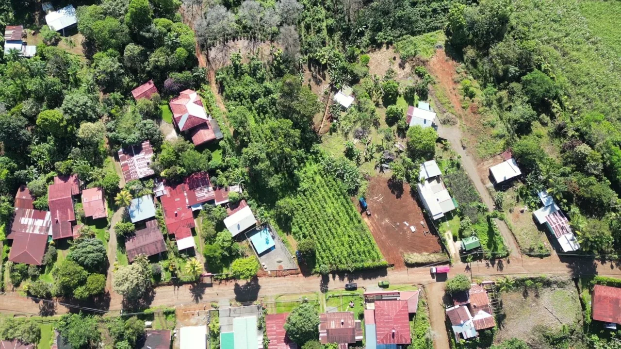 Stunning Lot for Sale (0.64 acres) in Santa Elena, San isidro de El General. — photo 3