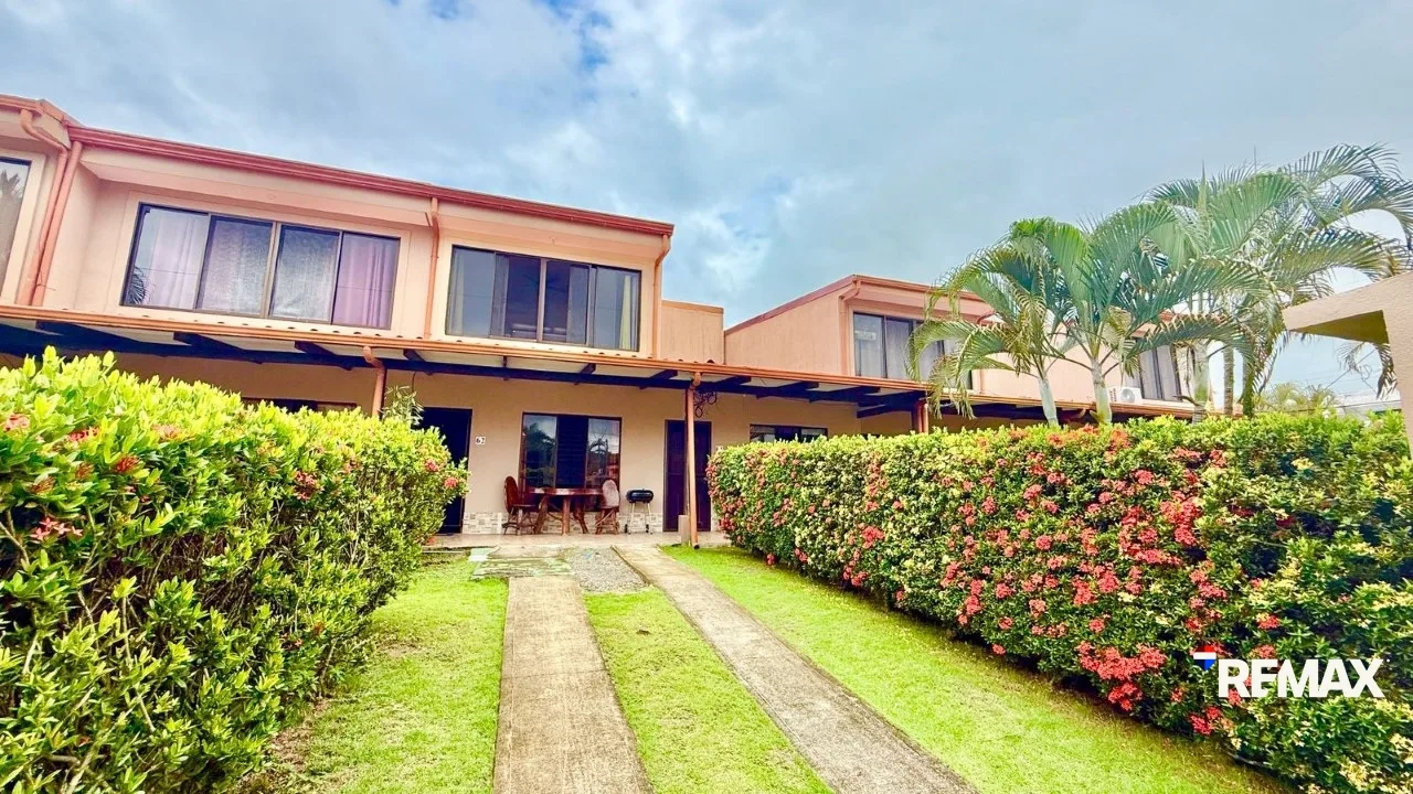 Central Jaco Beach Home