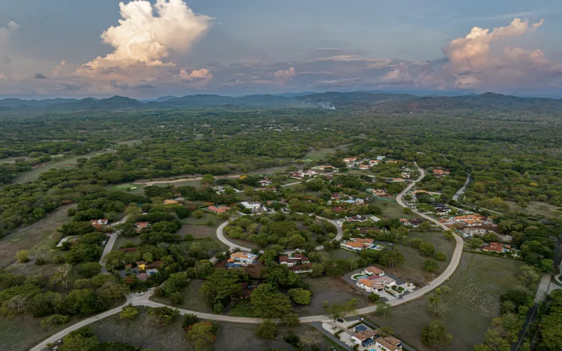 Casa Samay ~ Luxurious Modern Retreat in Hacienda Pinilla