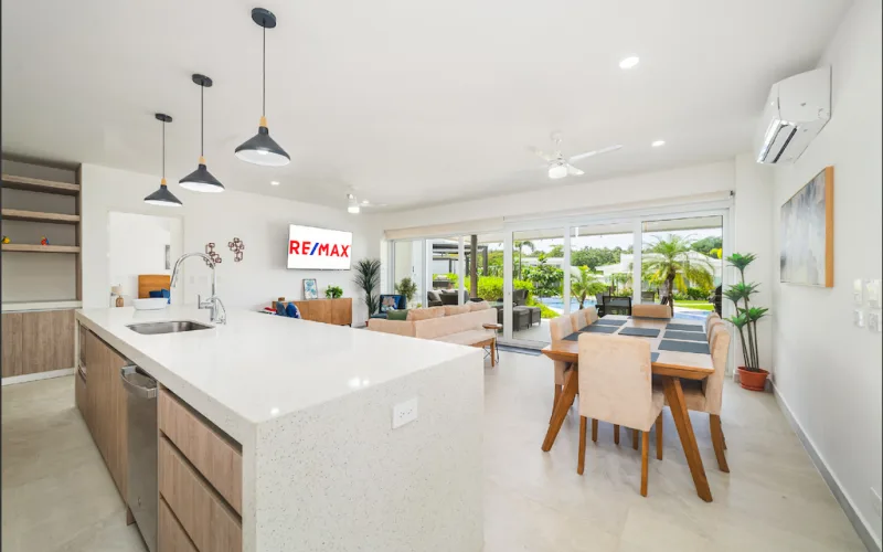 BEST PRICED 5 BEDROOM IN THE ENCLAVE! The Enclave C3 ~ Now Reduced