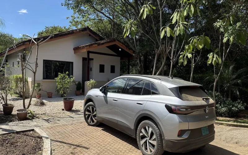 Loma Verde 14 ~ Beautiful 2-Bedroom Home in Gated Community Near Tamarindo