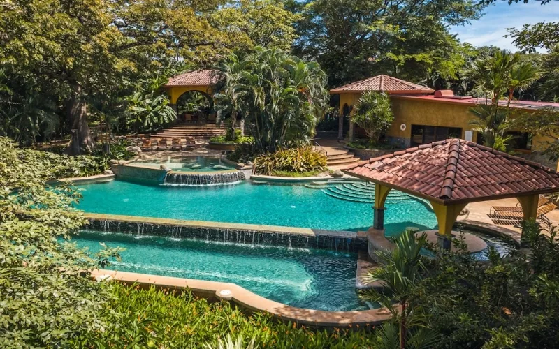 Tierra Pacifica 9 ~ Stunning Plot of Land in a Gated Community