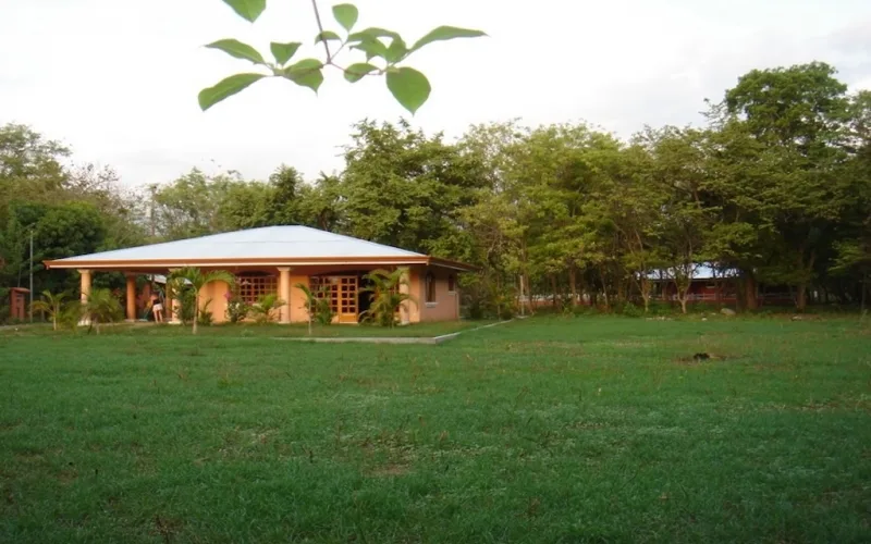 Mensajeros Compound ~ Multi-Home Property with Development Potential
