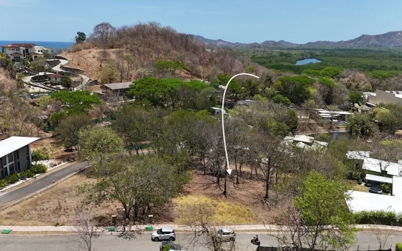 REDUCED TO SELL FAST! 21B Prime Lot for Sale in Senderos, Tamarindo – Includes Renowned Architect Design and Plans