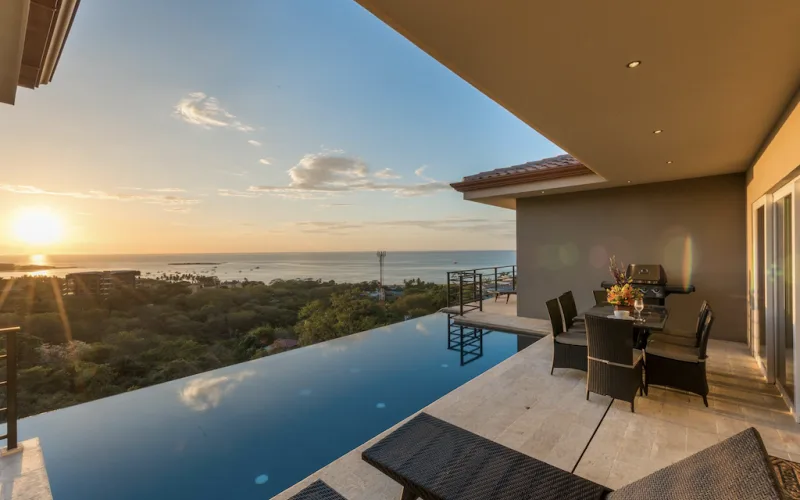 Luxury 5-Bedroom Ocean View Residence Near Downtown Tamarindo