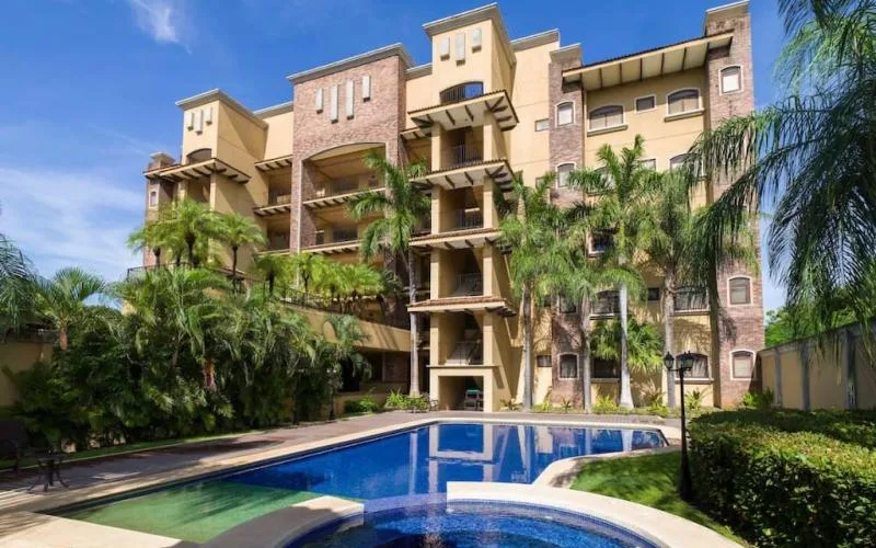 Langosta Condominiums ~ Become Familiar with the Area