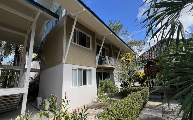 La Meridiana 5 ~ Spacious 4 Bedroom Two-Story Condo Near Tamarindo