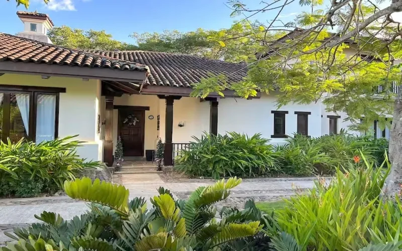 4-Bedroom Townhome in Los Malinches of Hacienda Pinilla