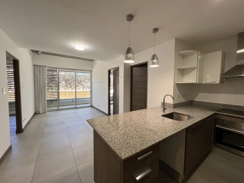 1 Bed Condo For Sale in San Jose — photo 2