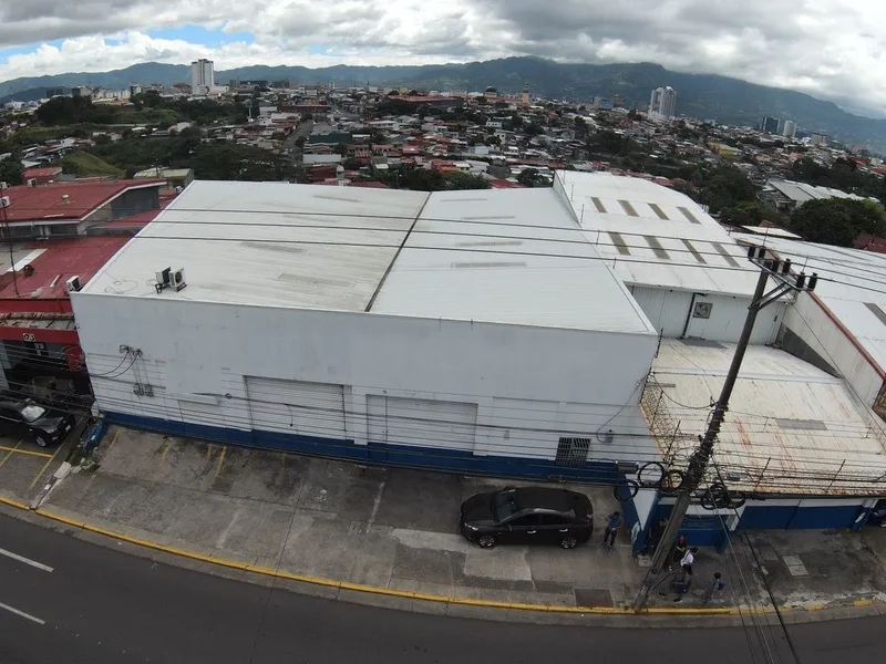 1 Bed Commercial For Sale in Uruca — photo 3
