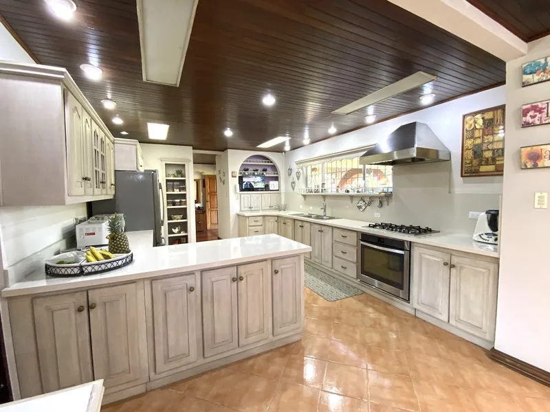 7 Bed Single Family Homes For Sale in La Garita — photo 2