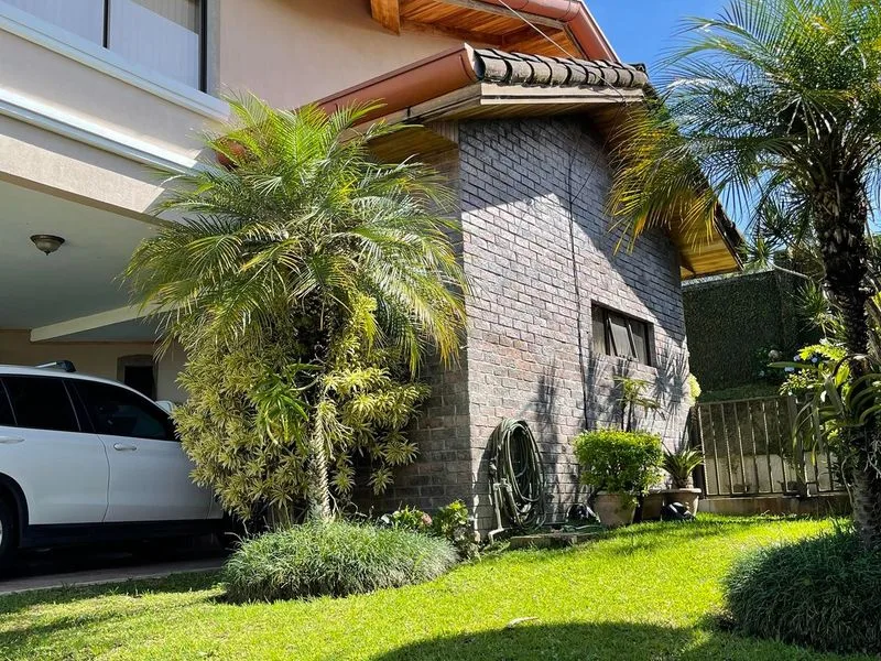 4 Bed Single Family Homes For Sale in Guadalupe — photo 2