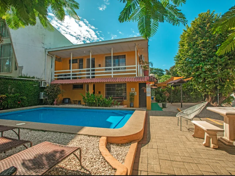 8 Bed Hotel / Leisure For Sale in Playas Del Coco