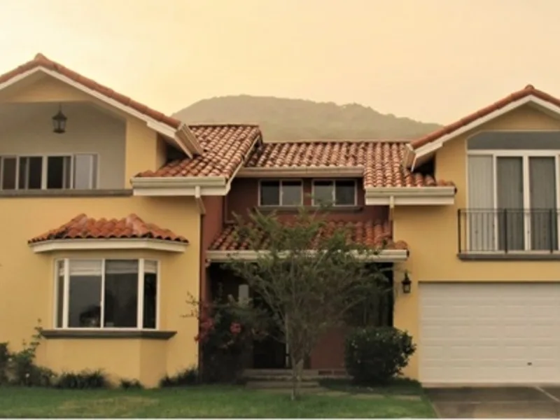 4 Bed Single Family Homes For Sale in Santa Ana