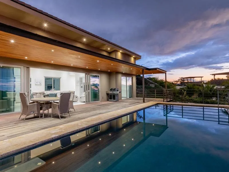 6 Bed Single Family Homes For Sale in Playa Flamingo