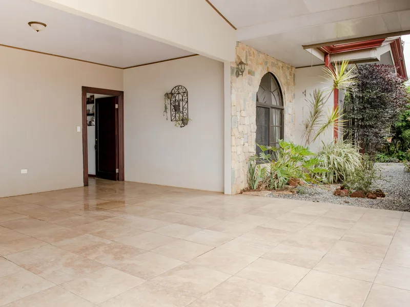 4 Bed Single Family Homes For Sale in Perez Zeledon