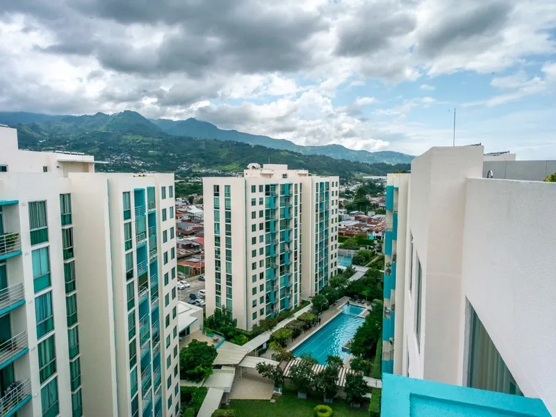 3 Bed Condo For Sale in San Jose