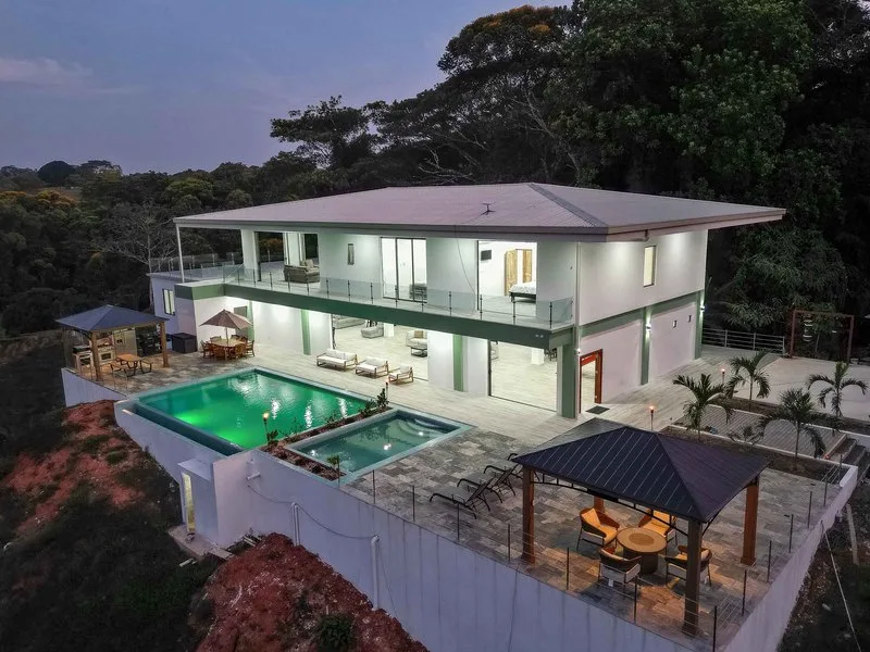 7 Bed Single Family Homes For Sale in Quepos