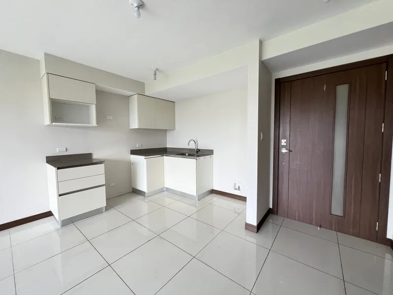 1 Bed Apartment For Sale in La Uruca — photo 3