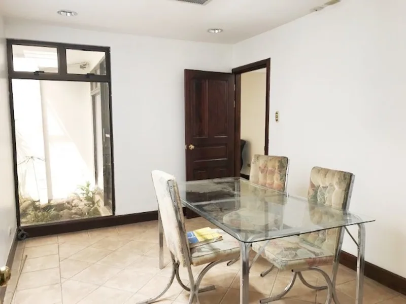 15 Bed Commercial For Sale in Los Yoses