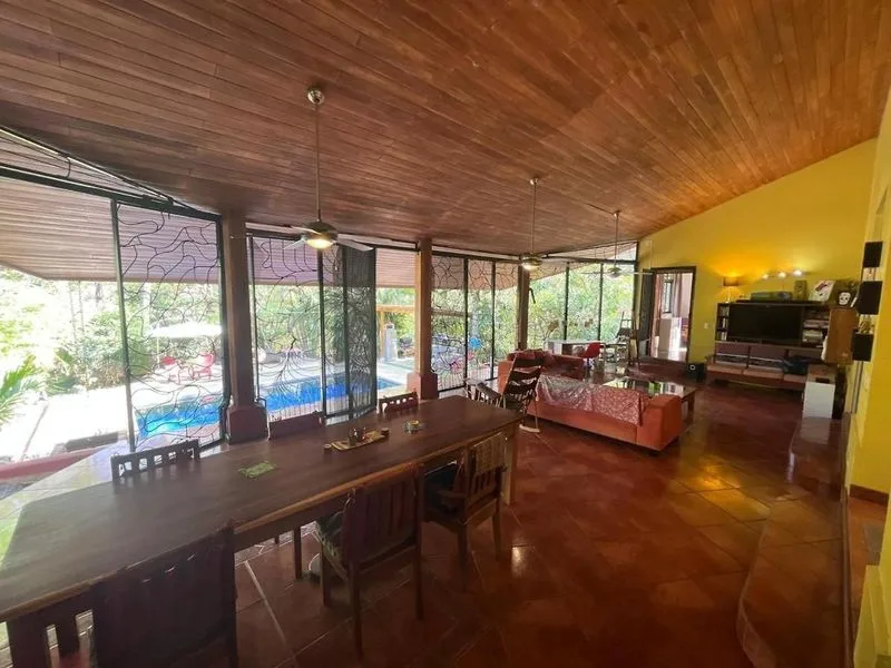 4 Bed Single Family Homes For Sale in Ocotal