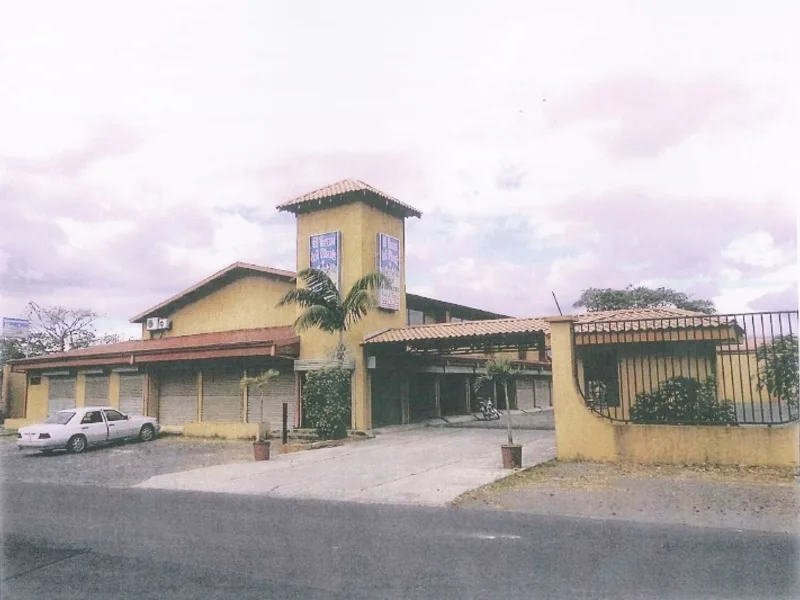 4 Bed Commercial For Sale in Santa Ana