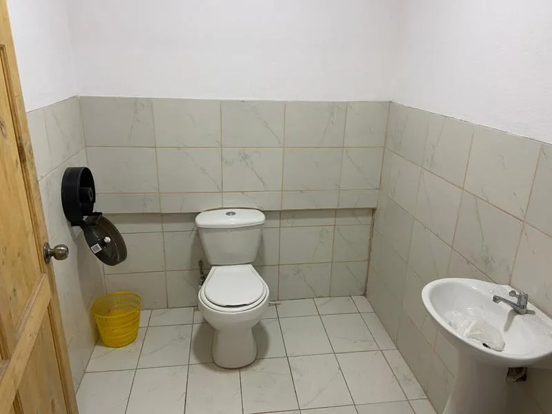 1 Bed Commercial To Rent in Santo Domingo — photo 4