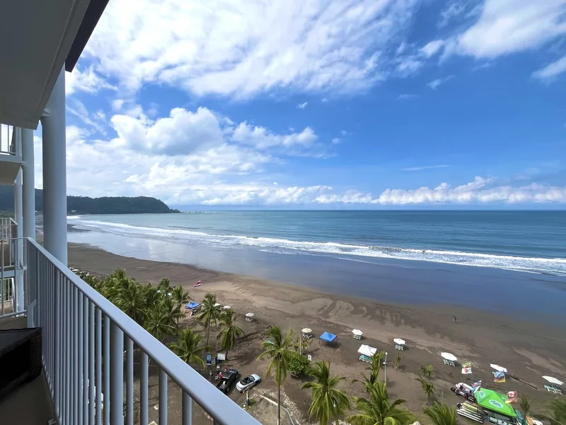 2 Bed Condo To Rent in Jaco