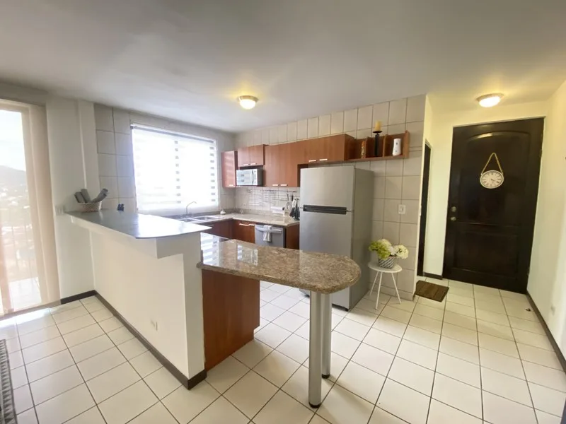 2 Bed Condo To Rent in San Jose — photo 2