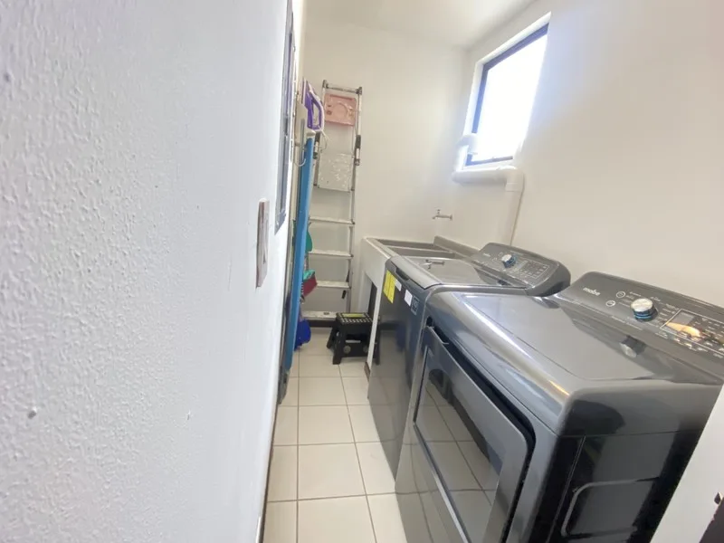 2 Bed Condo To Rent in San Jose — photo 4