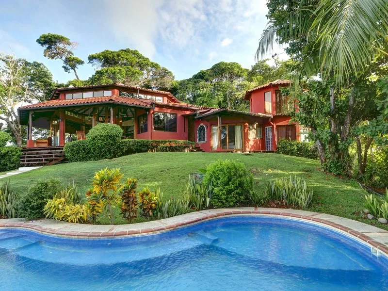 4 Bed Single Family Homes For Sale in Dominical